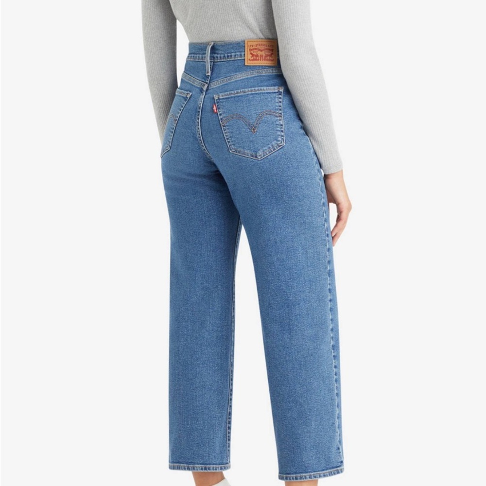 Levi's Women wide leg Jeans